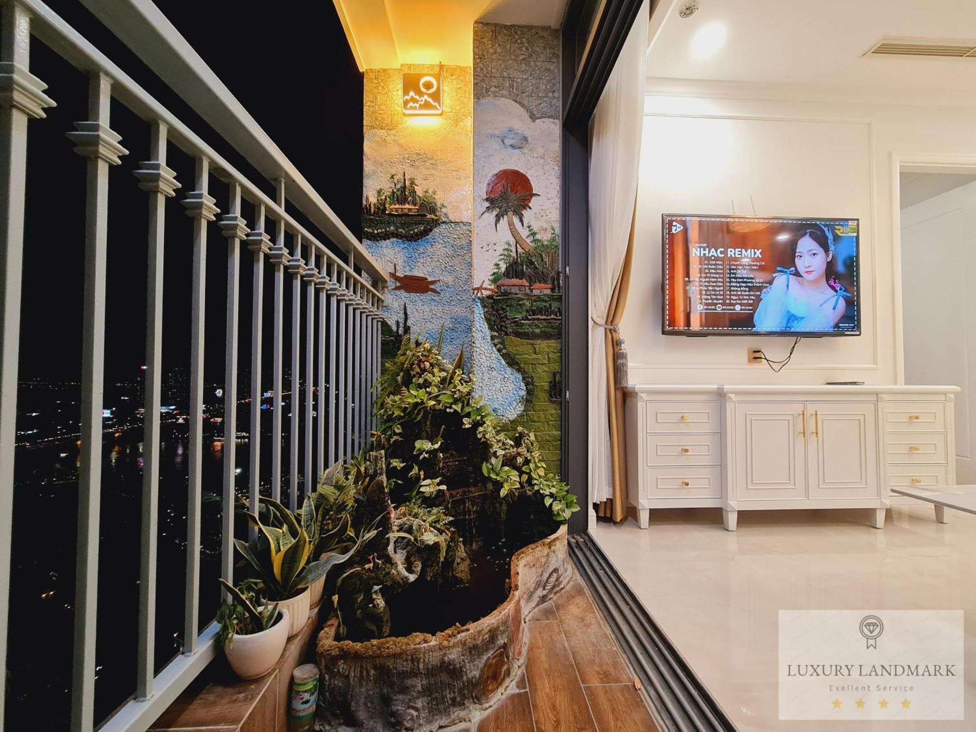 Sky Park Apartment - Vinhomes Central Park Хошимин Екстериор снимка