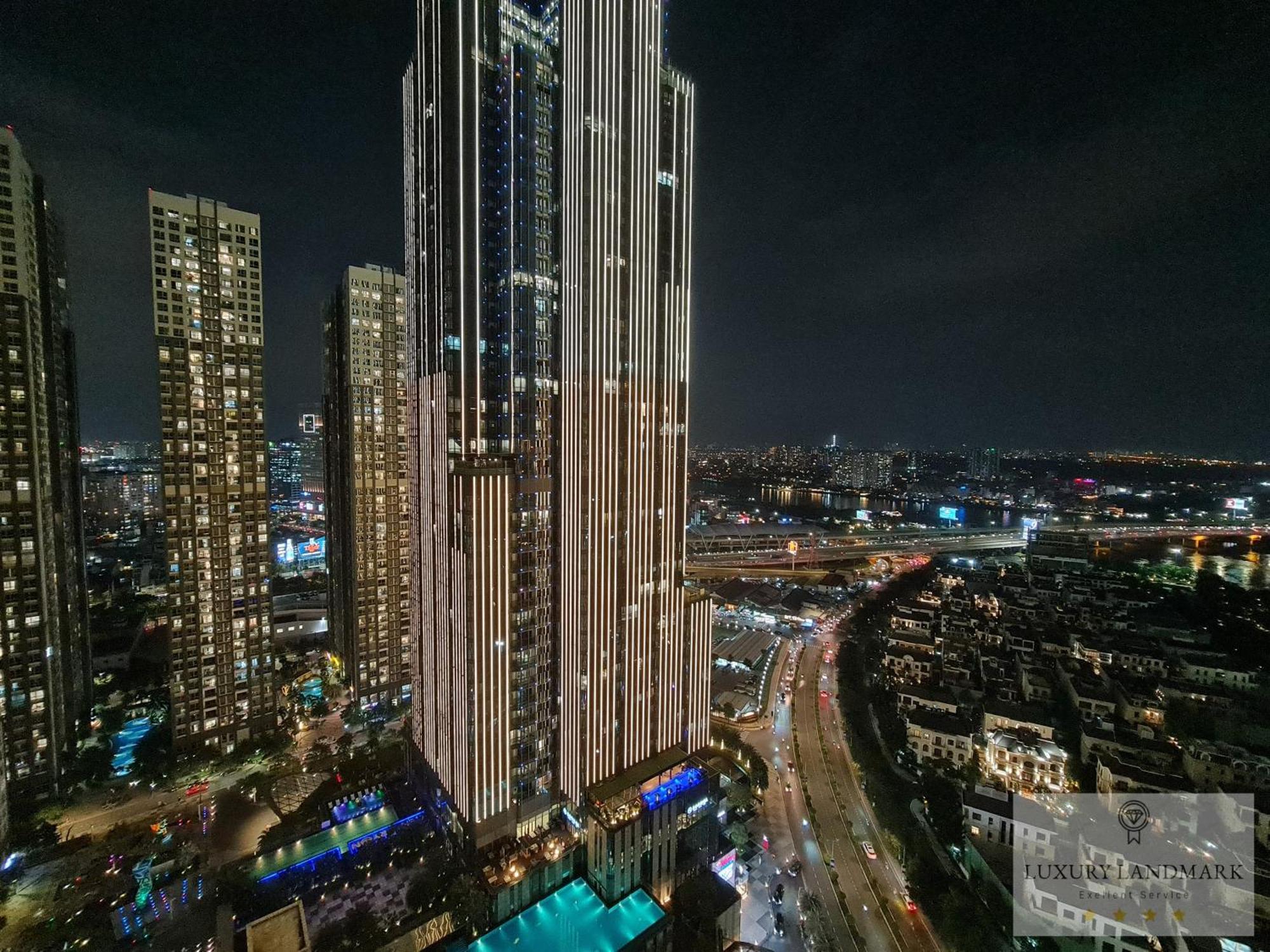 Sky Park Apartment - Vinhomes Central Park Хошимин Екстериор снимка