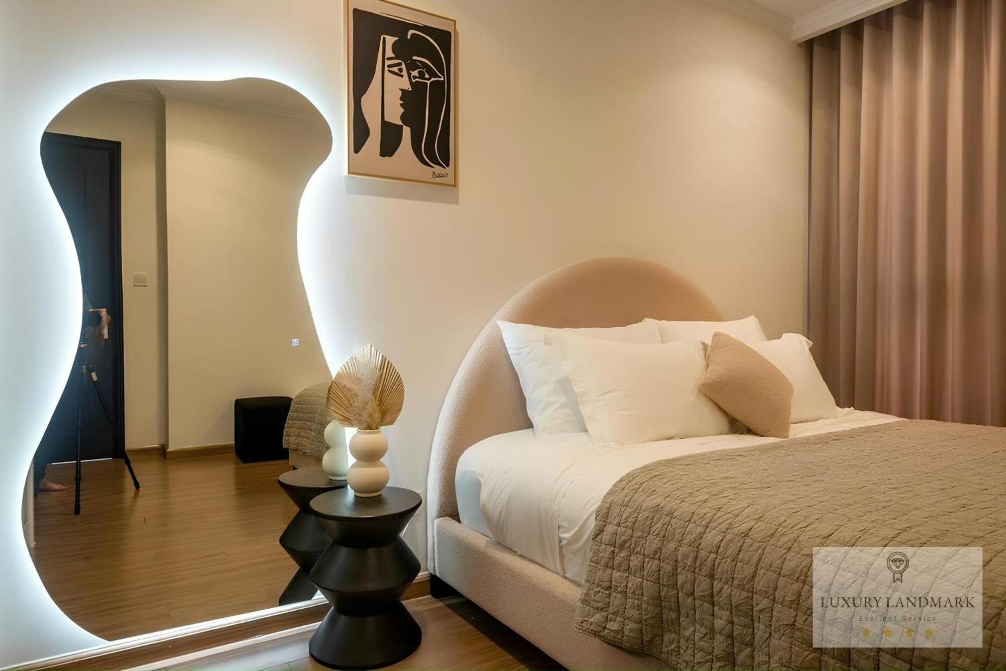 Sky Park Apartment - Vinhomes Central Park Хошимин Екстериор снимка
