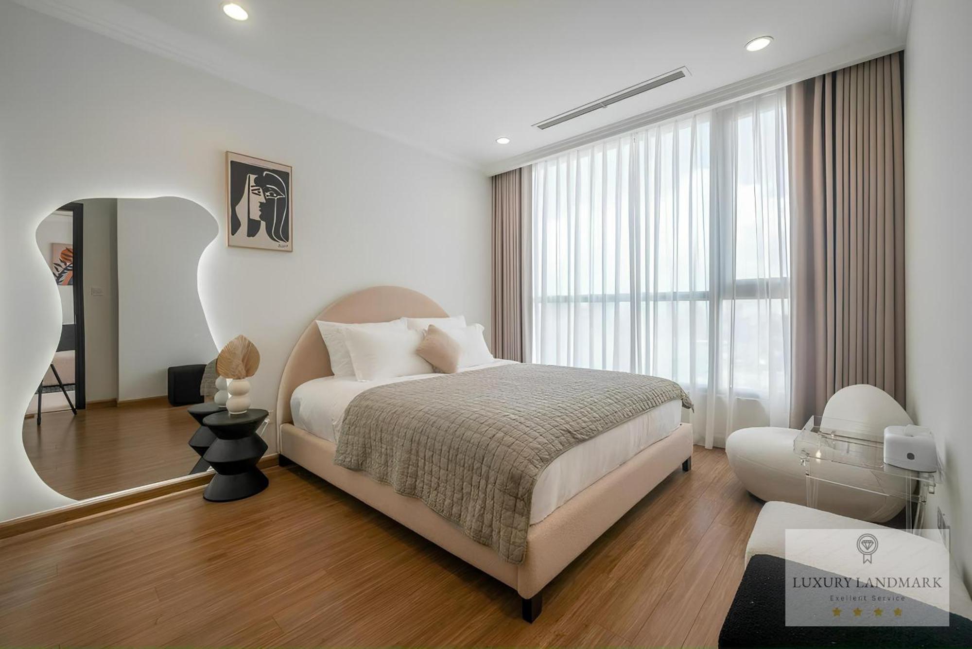 Sky Park Apartment - Vinhomes Central Park Хошимин Екстериор снимка